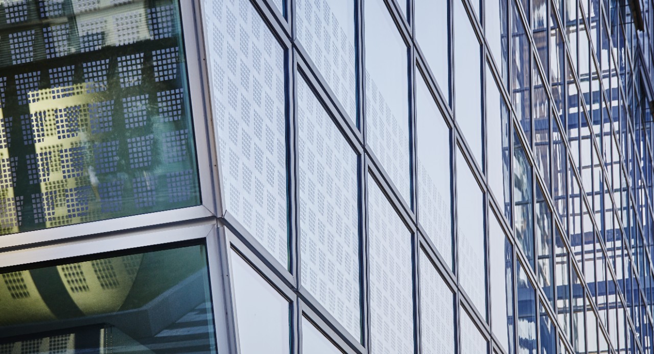 We don`t have right to use the pictures. Building owner permission is missing.